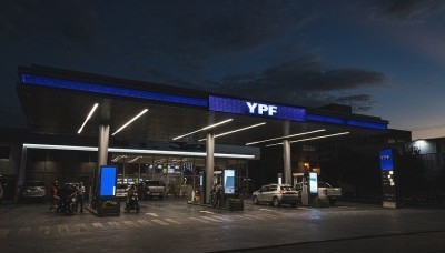 Horacio Marín confirmó que YPF baja 4% el precio de sus combustibles el 1 de mayo