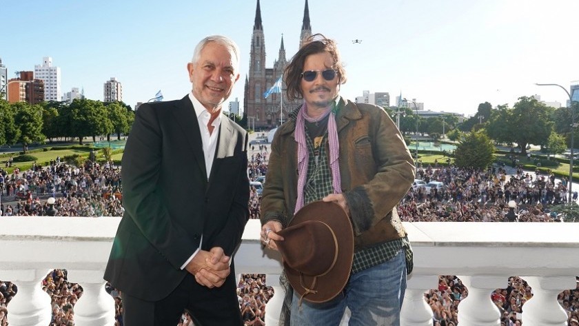 La Plata: El intendente Alak distinguió como Visitante Ilustre a Johnny Depp