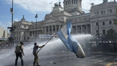 El Gobierno trataría la reforma laboral en Diputados el jueves y la CGT anunció un paro