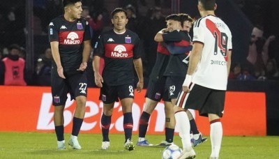 River cayó ante Tigre y acumula seis derrotas consecutivas en el fútbol local